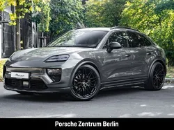 Aventuringrünmetallic Gebraucht 2024 Porsche Macan SUV | 108.900 € (Teuer)