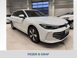Pure white uni Neu 2026 VW Passat Business Kombi | 57.125 € (Teuer)