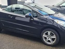 Schwarz Gebraucht 2011 Peugeot 207 CC Platinum Cabrio | 5.600 € (Fairer Preis)