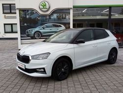 Moonweiss metallic met.moonweiss metallic met. Gebraucht 2022 Skoda Fabia Style Kleinwagen | 20.900 € (Etwas zu teuer)