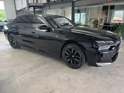 Schwarz (liquid cooper zweifarbig) Gebraucht 2024 BMW i7 Executive Limousine | 139.900 € (Teuer)