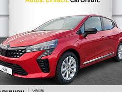 Rot Gebraucht 2024 Renault Clio V Evolution Limousine | 18.995 € (Etwas zu teuer)