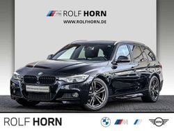 Saphirschwarz metallic Gebraucht 2019 BMW 320 M Sport Kombi | 22.320 € (Guter Preis)