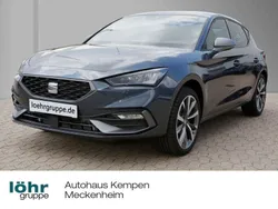 Magnetic grau metallic Neu 2025 Seat Leon FR Limousine | 38.430 €