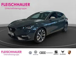 Blau Gebraucht 2025 Seat Leon FR Limousine | 30.890 € (Fairer Preis)