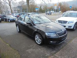 Schwarz Gebraucht 2013 Skoda Octavia Elegance Limousine | 6.950 € (Guter Preis)