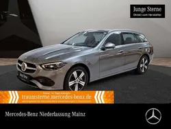 Grau Gebraucht 2024 Mercedes C300e Avantgarde Limousine | 46.890 € (Fairer Preis)