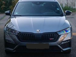 Grau Gebraucht 2024 Skoda Octavia RS Kombi | 37.850 € (Etwas zu teuer)