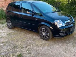 Schwarz Gebraucht 2006 Opel Meriva Van / Kleinbus | 1.700 €