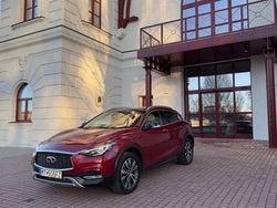 Rot Gebraucht 2016 Infiniti QX30 Premium SUV | 17.900 €