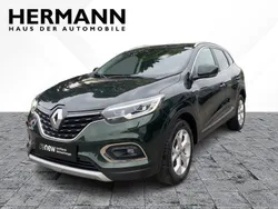 Uralgrün metallic (grün) Gebraucht 2020 Renault Kadjar LIMITED SUV | 16.990 € (Fairer Preis)