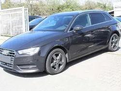 Belugabraun metallic Gebraucht 2015 Audi A3 Sportback Ambiente Kombi | 13.900 € (Fairer Preis)
