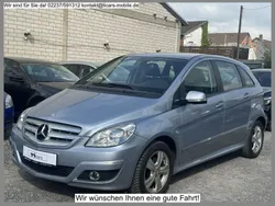 Blau Gebraucht 2009 Mercedes B180 Van / Kleinbus | 8.950 € (Teuer)