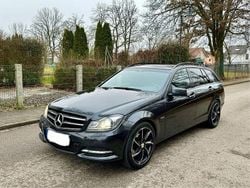 Schwarz Gebraucht 2013 Mercedes C180 Avantgarde Limousine | 5.000 € (Superpreis)