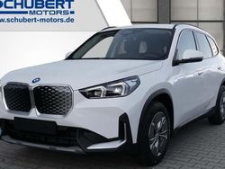Weiß Neu 2025 BMW iX1 Performance SUV | 52.970 €