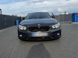 Schwarz Gebraucht 2015 BMW 120 Sport Line Kleinwagen | 13.600 € (Teuer)
