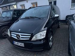 Schwarz Gebraucht 2013 Mercedes Viano Avantgarde Van / Kleinbus | 22.999 € (Teuer)