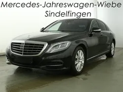 Schwarz metallic Gebraucht 2017 Mercedes S350 Limousine | 75.900 €