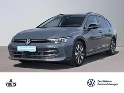Grau Gebraucht 2024 VW Golf VIII Goal Limousine | 29.980 € (Superpreis)