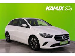 Weiß Gebraucht 2021 Mercedes B200 Style Van / Kleinbus | 21.900 € (Fairer Preis)