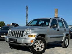 Silber Gebraucht 2009 Jeep Cherokee Limited SUV | 5.999 €