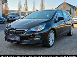Schwarz Gebraucht 2016 Opel Astra Edition Kombi | 10.999 € (Fairer Preis)