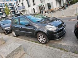Schwarz Gebraucht 2006 Renault Clio II Kleinwagen | 2.300 € (Fairer Preis)
