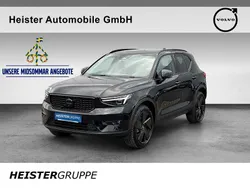 Schwarz Neu 2025 Volvo XC40 Plus SUV | 44.312 € (Fairer Preis)
