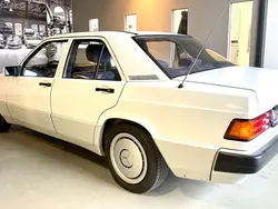 Weiß Gebraucht 1993 Mercedes 190 Limousine | 16.900 €