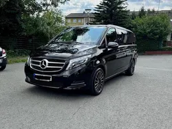 Schwarz Gebraucht 2019 Mercedes E250 Avantgarde Van / Kleinbus | 51.499 €