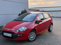 Rot Gebraucht 2011 Fiat Punto Limousine | 3.999 € (Fairer Preis)