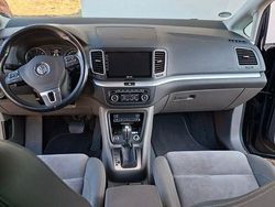 Schwarz Gebraucht 2010 VW Sharan Highline Van / Kleinbus | 8.400 € (Fairer Preis)