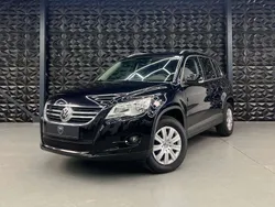 Deep black perleffekt Gebraucht 2011 VW Tiguan Team SUV | 12.380 € (Etwas zu teuer)