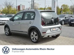 VW cross up!