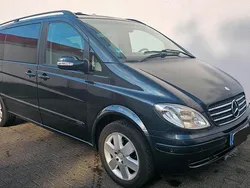 Blau Gebraucht 2004 Mercedes Viano Van / Kleinbus | 4.600 € (Guter Preis)