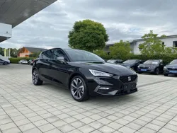 Midnight schwarz meta... Gebraucht 2021 Seat Leon FR Limousine | 20.660 € (Fairer Preis)