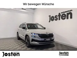 Grau Gebraucht 2024 Skoda Karoq SportLine SUV | 34.890 € (Guter Preis)