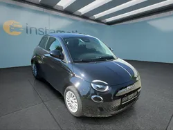 Schwarz Gebraucht 2022 Fiat 500e Kleinwagen | 12.049 € (Superpreis)