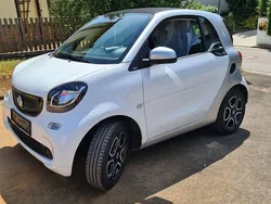 Weiß Gebraucht 2018 Smart ForTwo Coupé Coupé | 9.600 € (Guter Preis)