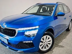 Blau Gebraucht 2024 Skoda Kamiq Selection SUV | 22.985 € (Fairer Preis)