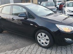 Schwarz Gebraucht 2010 Opel Astra Edition Limousine | 1.999 € (Superpreis)
