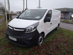 Casablancaweiß Gebraucht 2017 Opel Vivaro Van | 15.500 € (Fairer Preis)