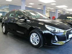 Schwarz Gebraucht 2018 Hyundai i30 Limousine | 11.480 € (Fairer Preis)