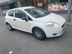 Weiß Gebraucht 2012 Fiat Punto Kleinwagen | 2.750 € (Etwas zu teuer)