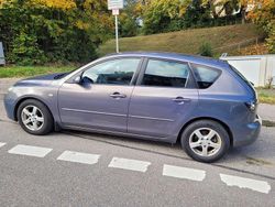 Grau Gebraucht 2006 Mazda 3 Exclusive Limousine | 2.099 € (Etwas zu teuer)