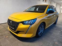 Gelb Gebraucht 2022 Peugeot 208 Allure Kleinwagen | 15.480 € (Guter Preis)