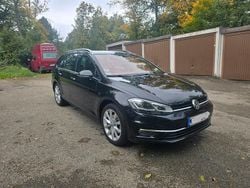 Schwarz Gebraucht 2017 VW Golf VII Kombi | 16.000 € (Fairer Preis)