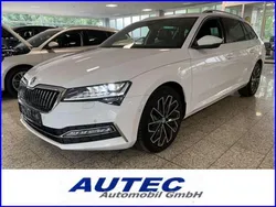 Weiss, metallic Gebraucht 2023 Skoda Superb LAURIN & KLEMENT Kombi | 36.985 € (Fairer Preis)