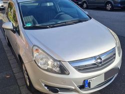 Grau Gebraucht 2011 Opel Corsa Selection Limousine | 1.500 € (Guter Preis)