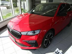 Velvetrot metallic Gebraucht 2024 Skoda Scala Monte Carlo Kleinwagen | 26.250 € (Teuer)